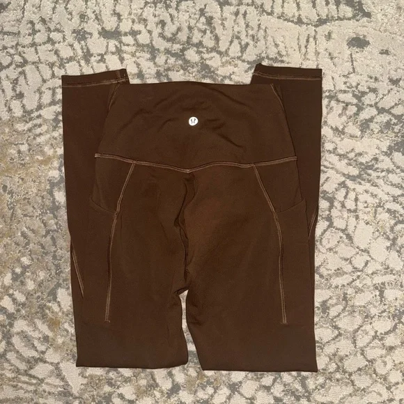 NWOT Lululemon Leggings - Picture 2 of 4